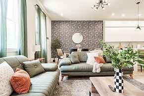 The Row on West Iris