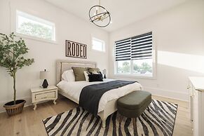 The Row on West Iris