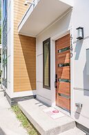 The Row on West Iris