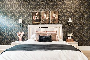 The Row on West Iris