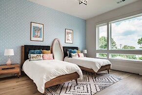 The Row on West Iris