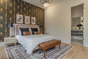 The Row on West Iris