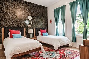 The Row on West Iris