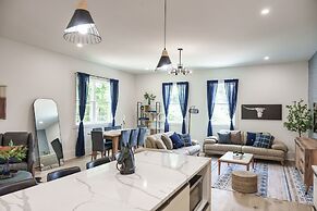 The Row on West Iris