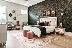 The Row on West Iris