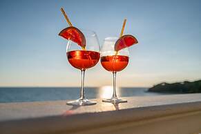 Magic Seaside Apartment