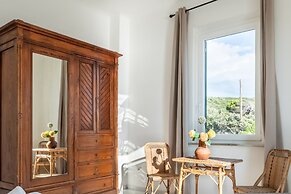 Magic Seaside Apartment