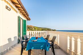 Magic Seaside Apartment