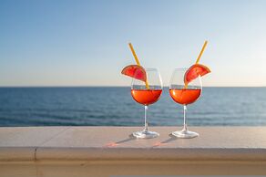 Magic Seaside Apartment