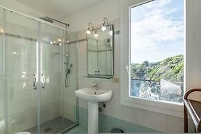 Magic Seaside Apartment