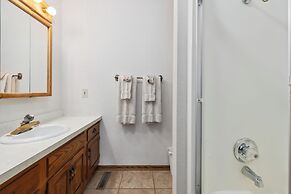 The Lodges at Breezy Point