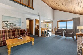 The Lodges at Breezy Point