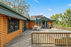 The Lodges at Breezy Point