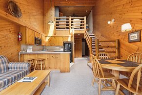 The Lodges at Breezy Point