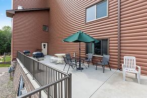 The Lodges at Breezy Point