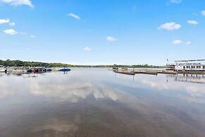 The Lodges at Breezy Point