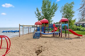 The Lodges at Breezy Point