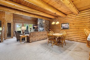 The Lodges at Breezy Point