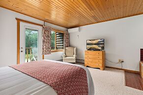 The Lodges at Breezy Point