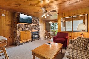 The Lodges at Breezy Point