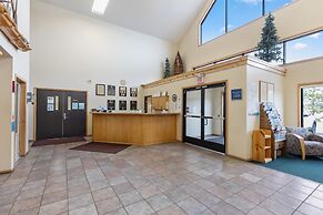 The Lodges at Breezy Point