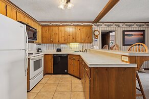 The Lodges at Breezy Point