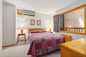 The Lodges at Breezy Point