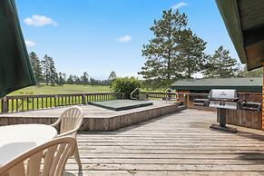 The Lodges at Breezy Point