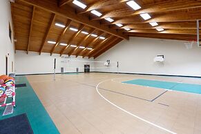 The Lodges at Breezy Point