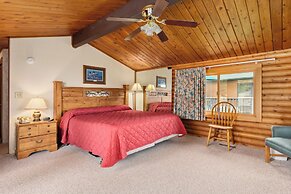 The Lodges at Breezy Point