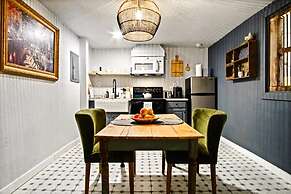 Harmony Studio 5min-asian Dist Full Kitchen