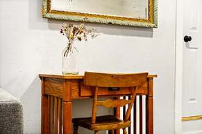 Harmony Studio 5min-asian Dist Full Kitchen