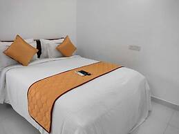 Eben Service Apartment