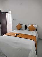 Eben Service Apartment