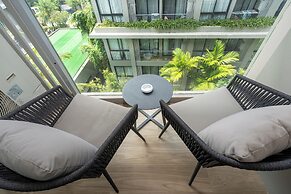 Diamond Condominium 2506