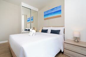 Diamond Condominium 2506