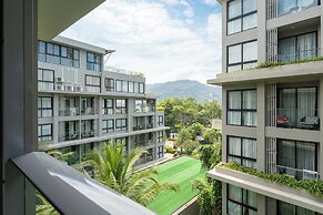 Diamond Condominium 2506