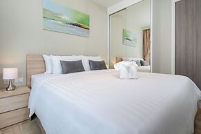 Diamond Condominium 2506