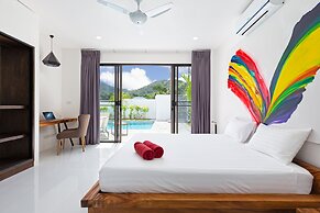 Open-space Design 4BR Pool Villa Luna