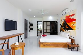 Open-space Design 4BR Pool Villa Luna