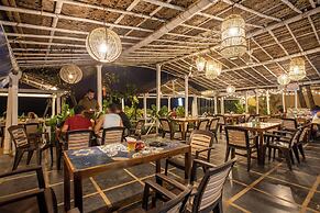 Sunset Cafe Beach Stay