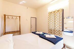 Sunset Cafe Beach Stay