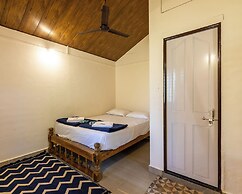 Sunset Cafe Beach Stay