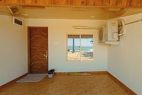 Sunset Cafe Beach Stay