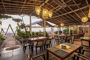 Sunset Cafe Beach Stay