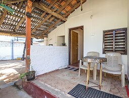 Sunset Cafe Beach Stay