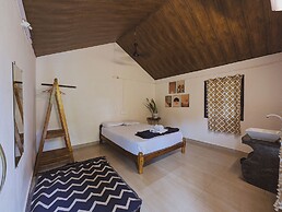 Sunset Cafe Beach Stay