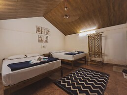 Sunset Cafe Beach Stay