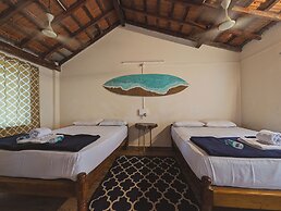 Sunset Cafe Beach Stay