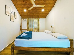 Sunset Cafe Beach Stay